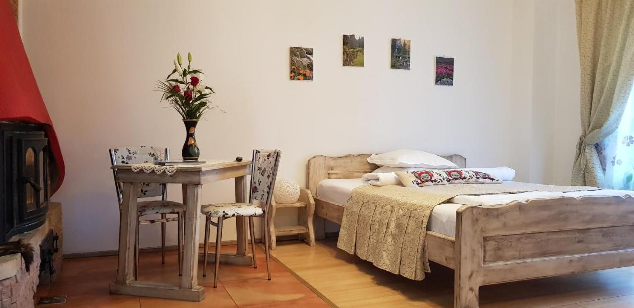 Casa De Vacanta Razvan Si Andrei Sinaia Chambre photo